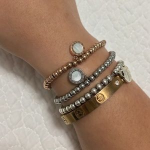 Roman numeral stretch bracelet